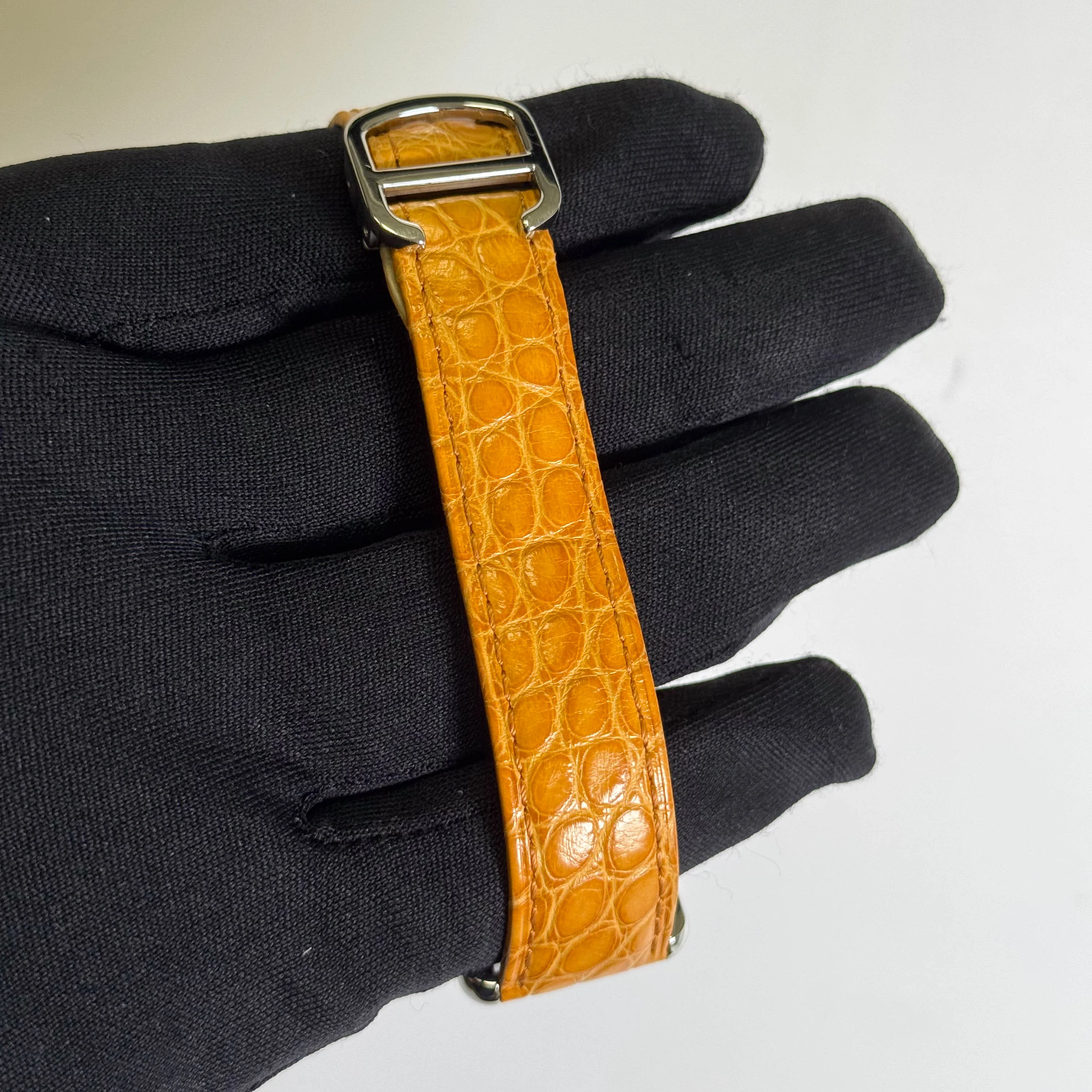 Cartier Tank Solo 23mm Orange Dial Watch Ref# W1019455 - Image 4