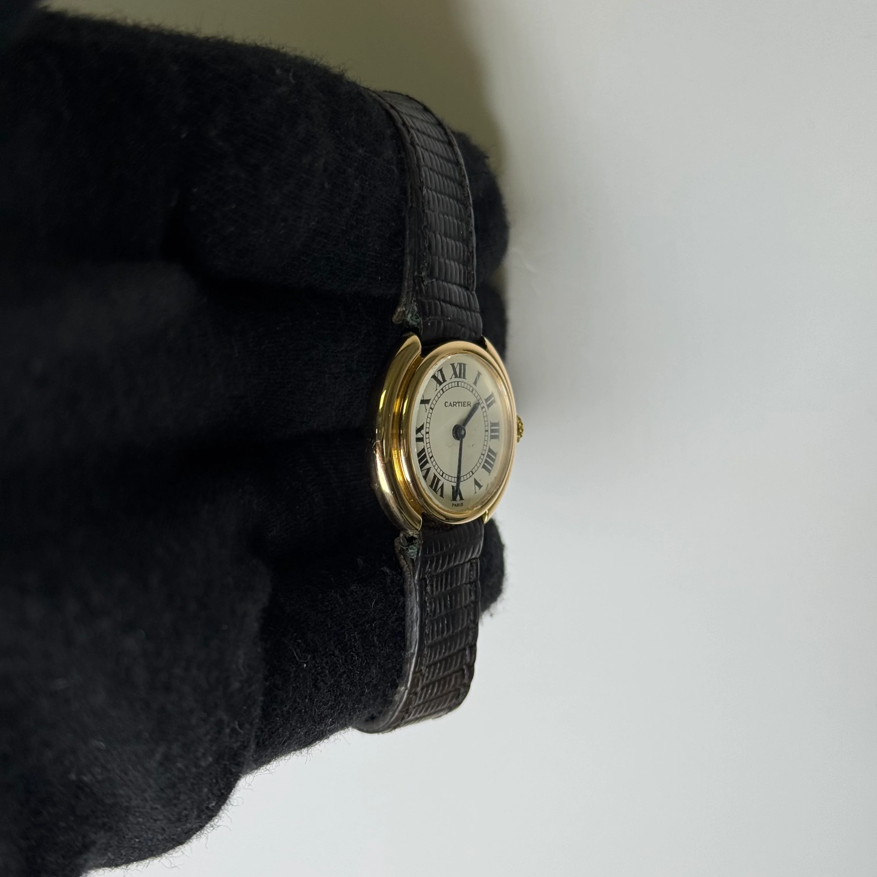 Cartier Vendome 26mm White Dial Watch Ref# 6708 - Image 3