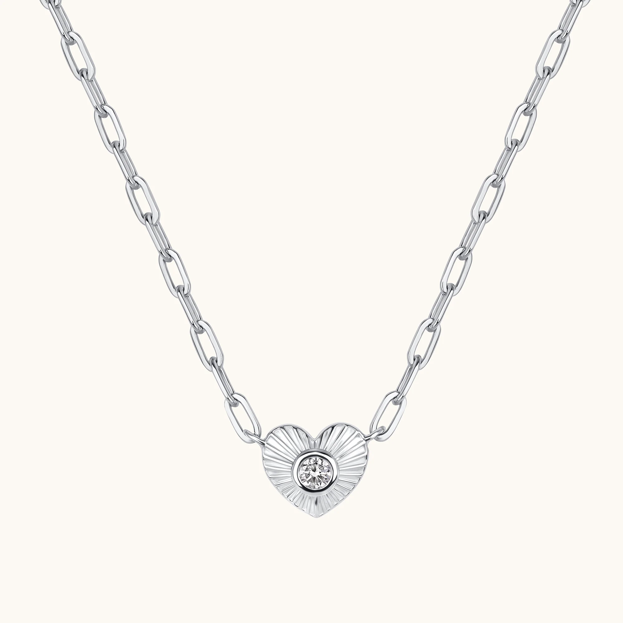 Diamond Fluted Heart Chain Necklace - Image 4