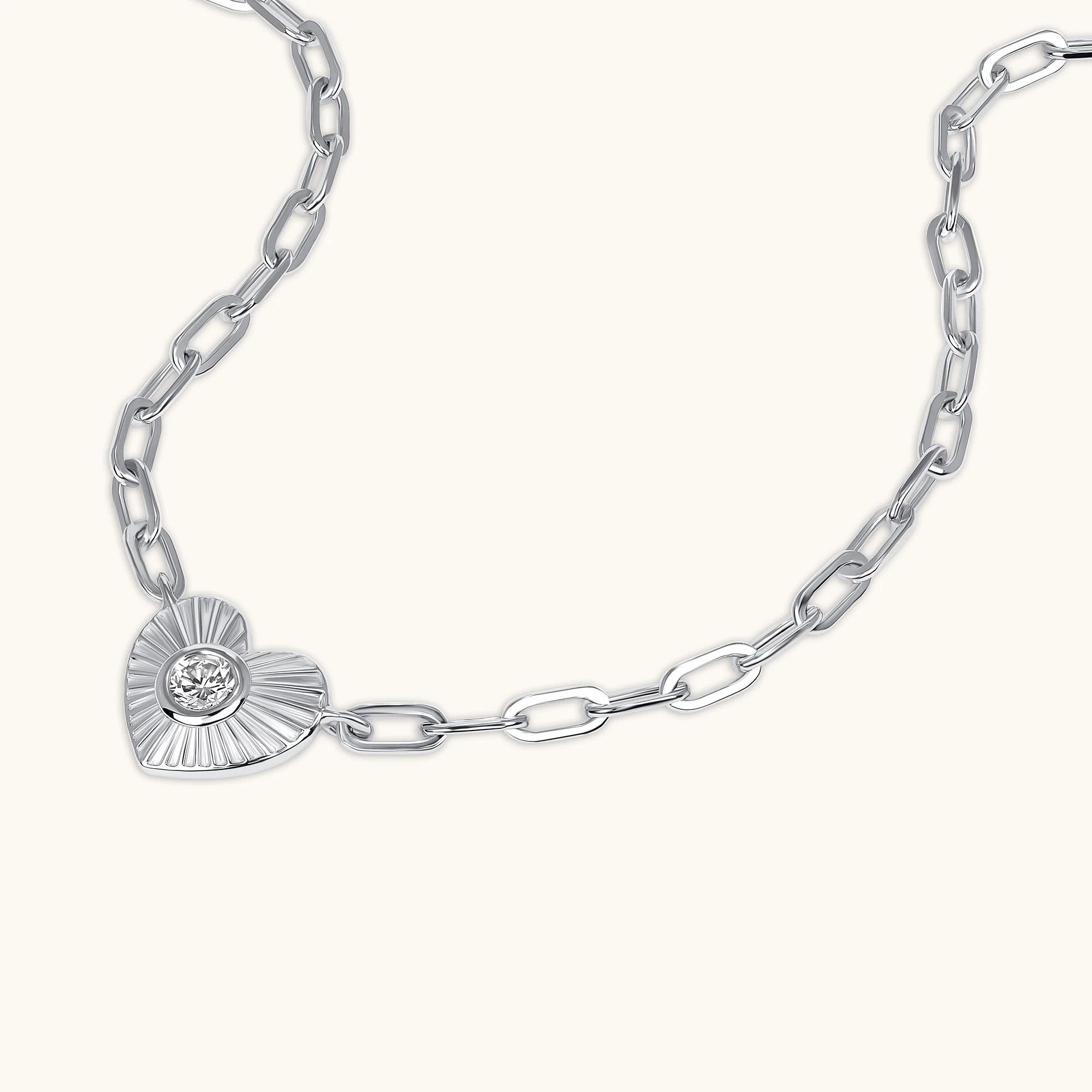 Diamond Fluted Heart Chain Necklace - Image 5