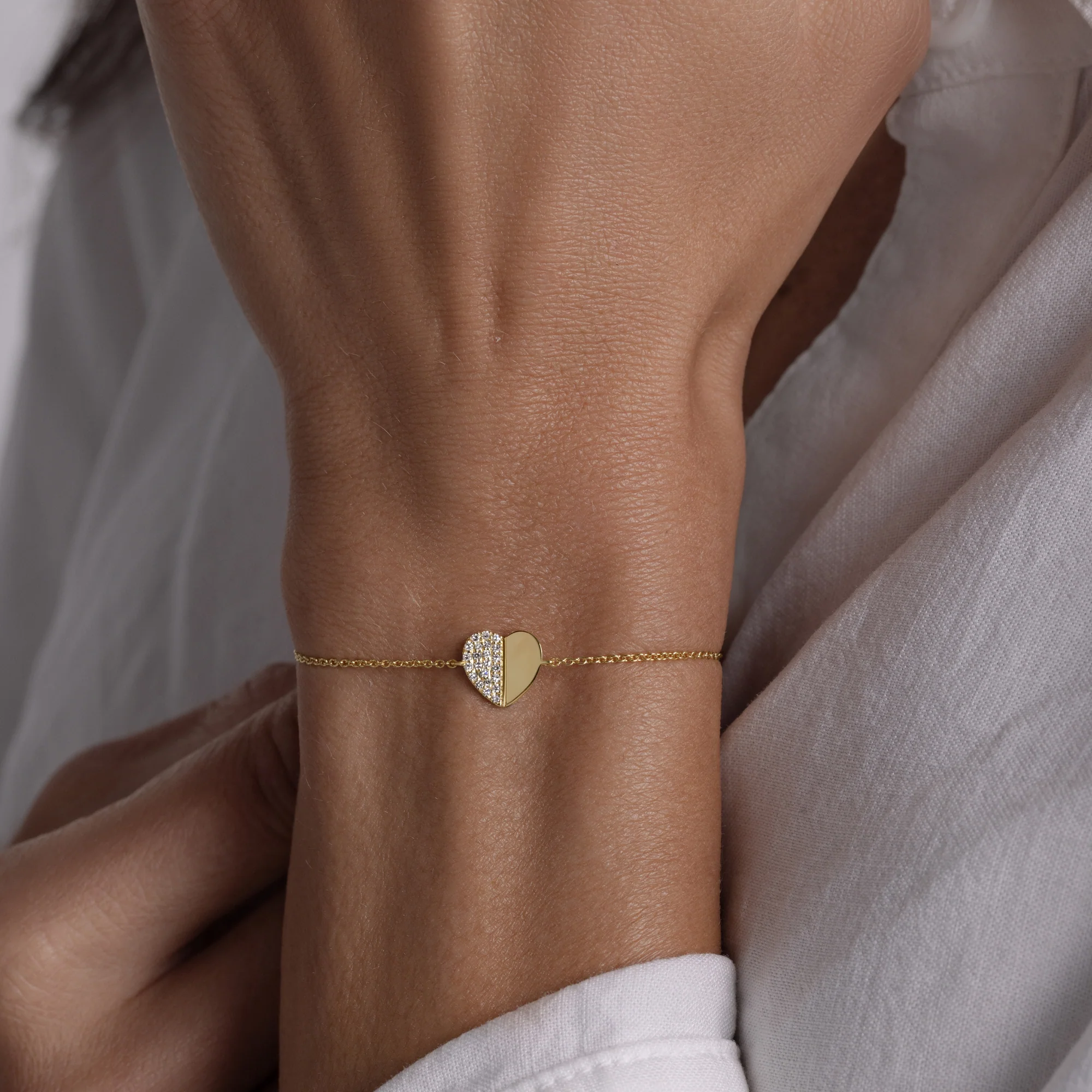 Half-Pave Diamond Heart Bracelet - Image 3