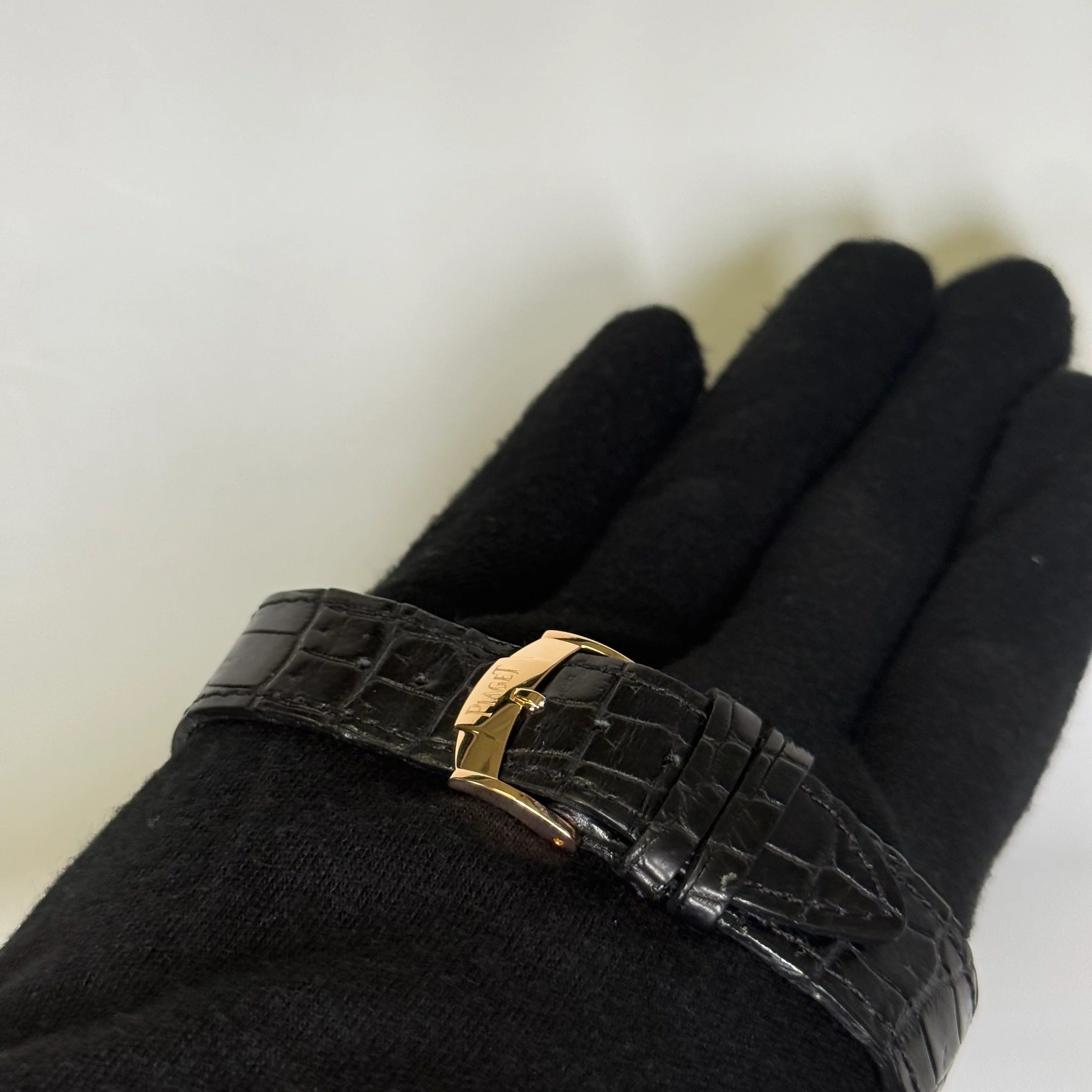 Piaget Altiplano 40mm Silver Dial Watch Ref# G0A34113 - Image 4