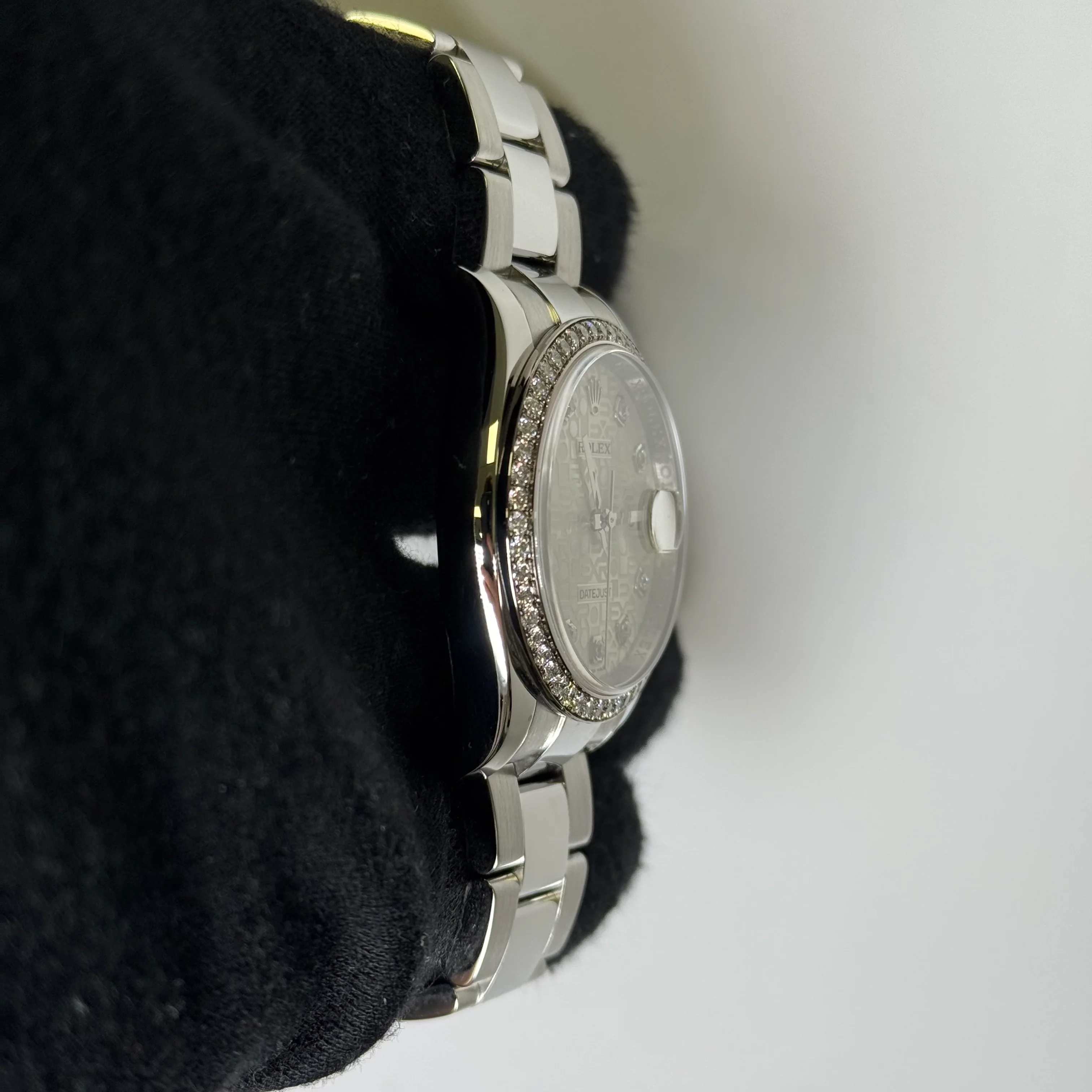 Rolex Datejust 36mm Silver Jubilee Dial Watch Ref# 116233 - Image 3