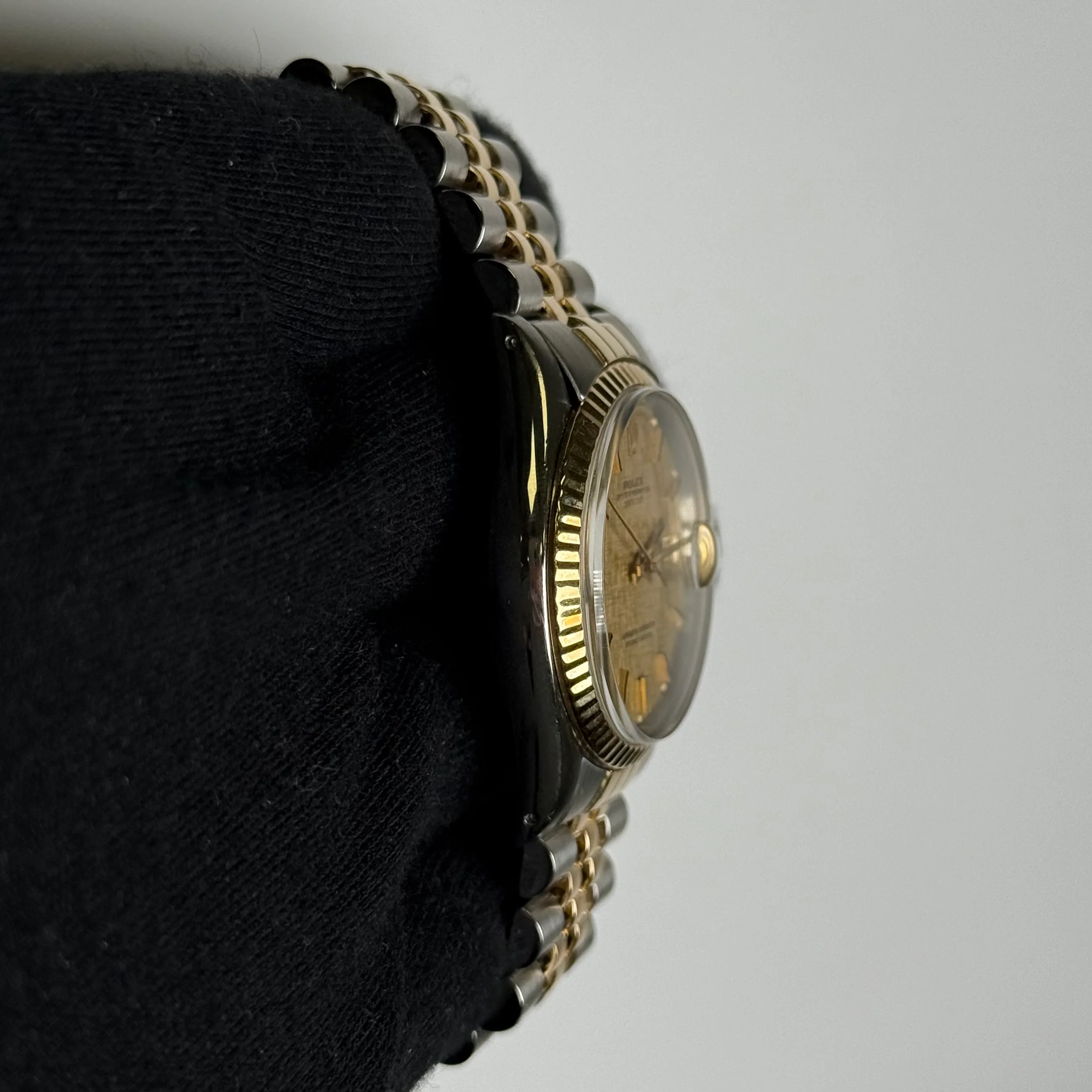 Rolex Datejust 36mm Champagne Linen Dial Watch Ref# 16013 - Image 3