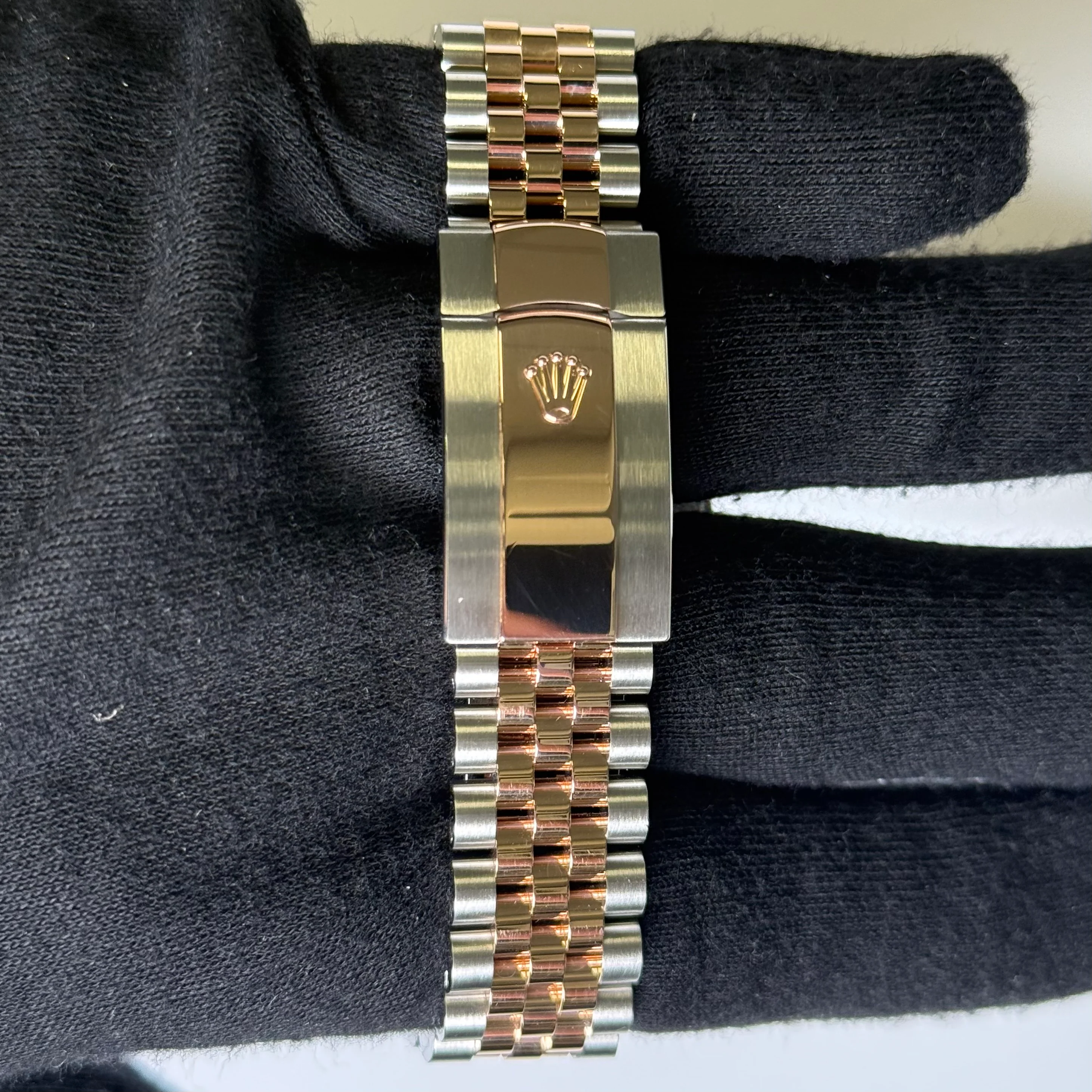 Rolex Datejust 41mm Chocolate Dial Watch Ref# 126331 - Image 4