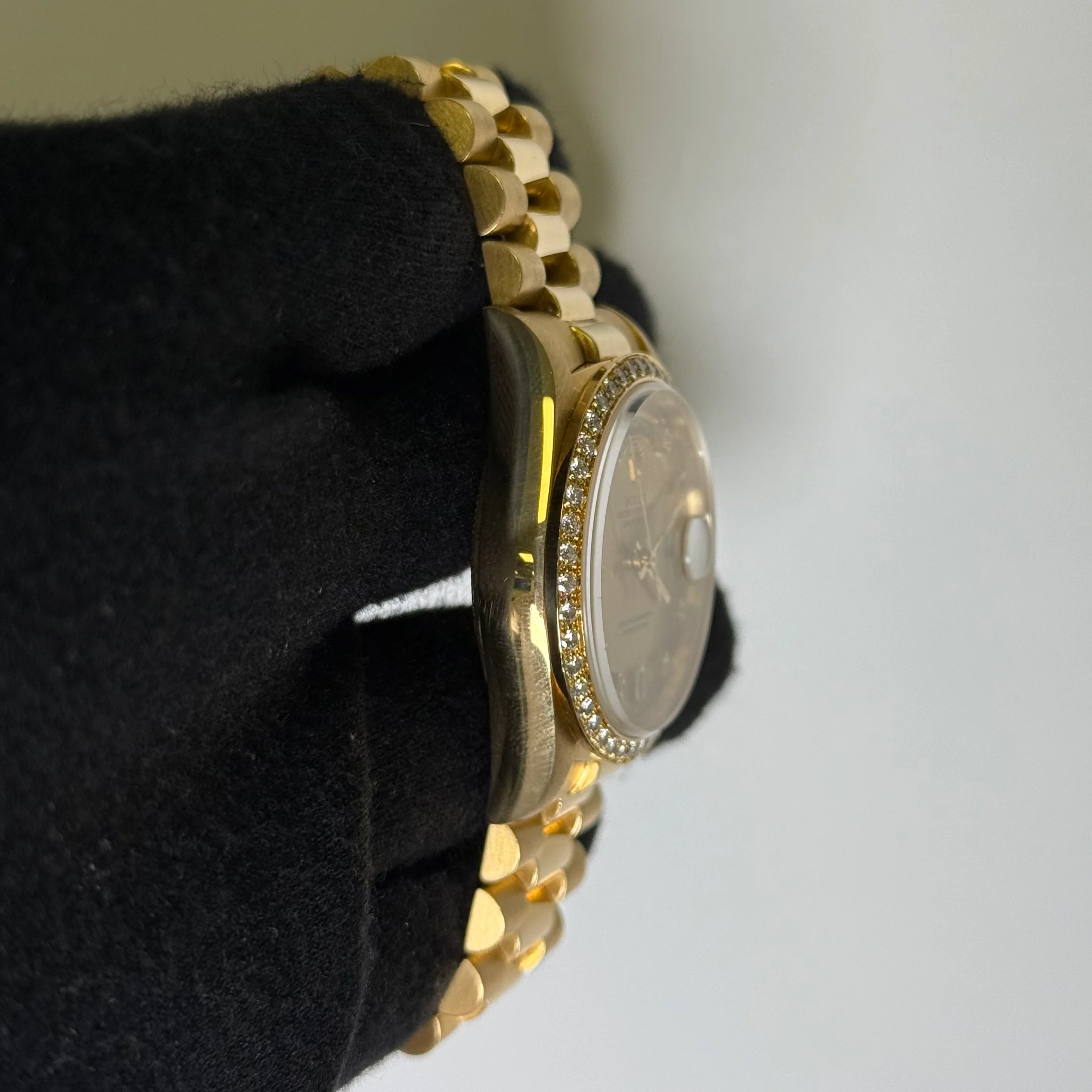 Rolex Day-Date 36mm Champagne Diamond Dial Watch Ref# 18048 - Image 3