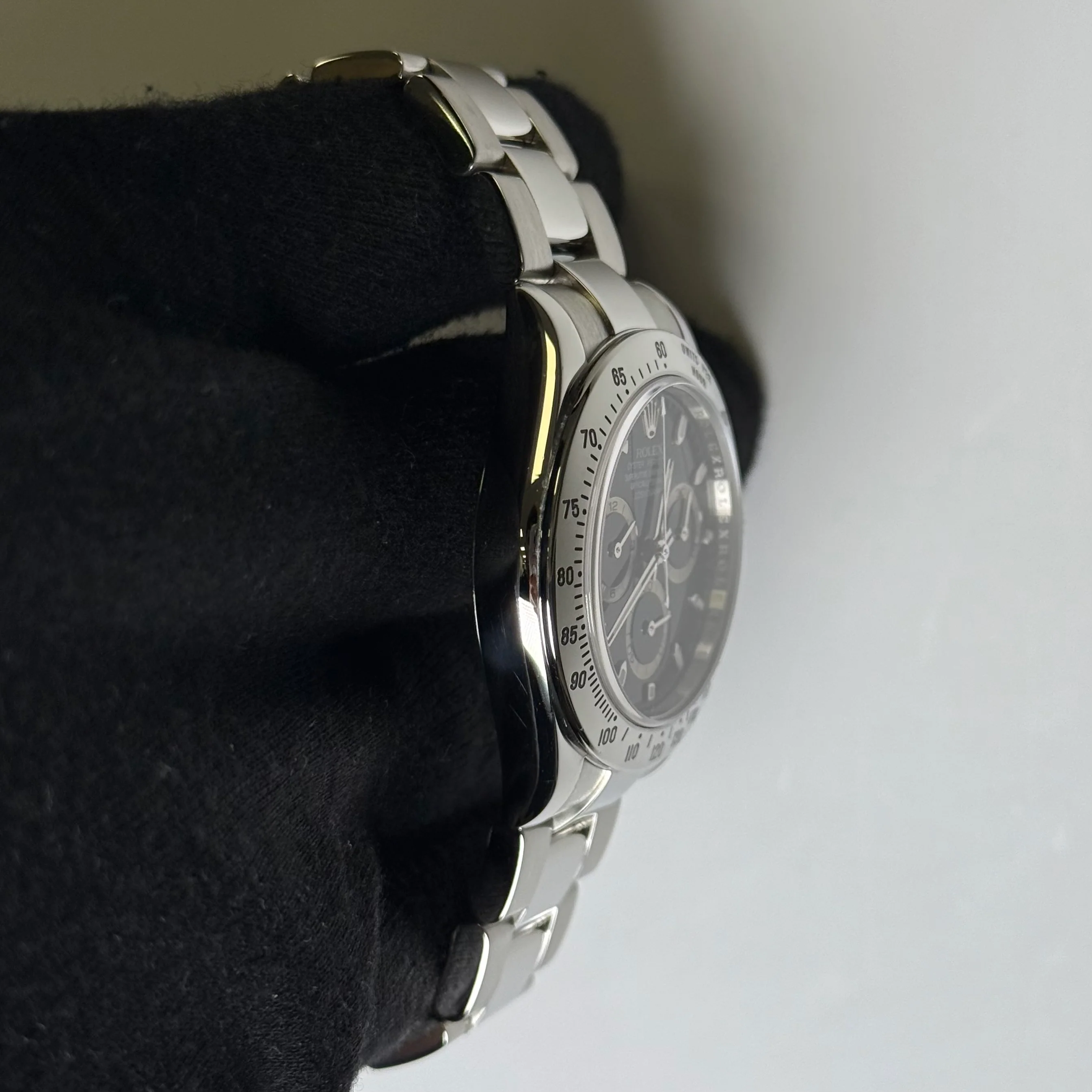 Rolex Daytona 40mm Black Dial Watch Ref# 116520 - Image 3