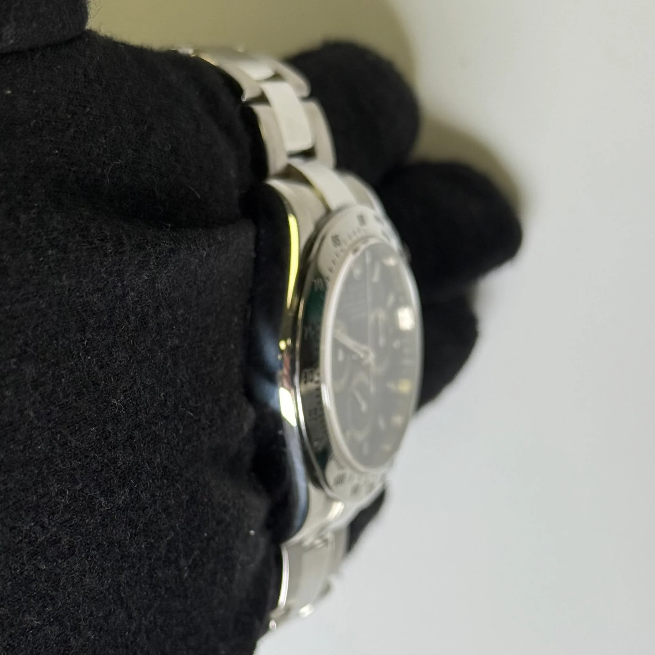 Rolex Daytona 40mm Black Dial Watch Ref# 116520 - Image 3