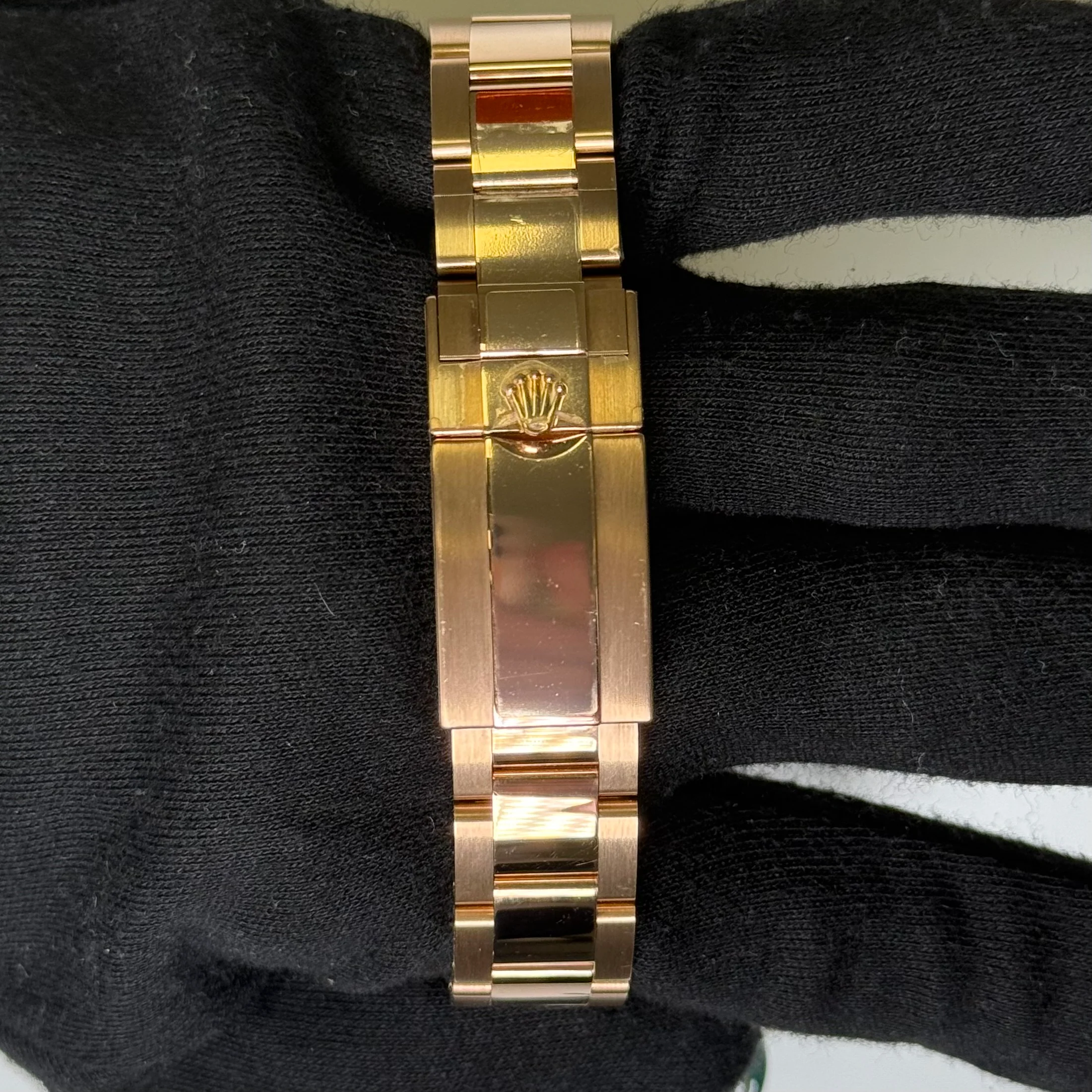 Rolex Daytona 40mm Chocolate Dial Watch Ref# 116505 - Image 4