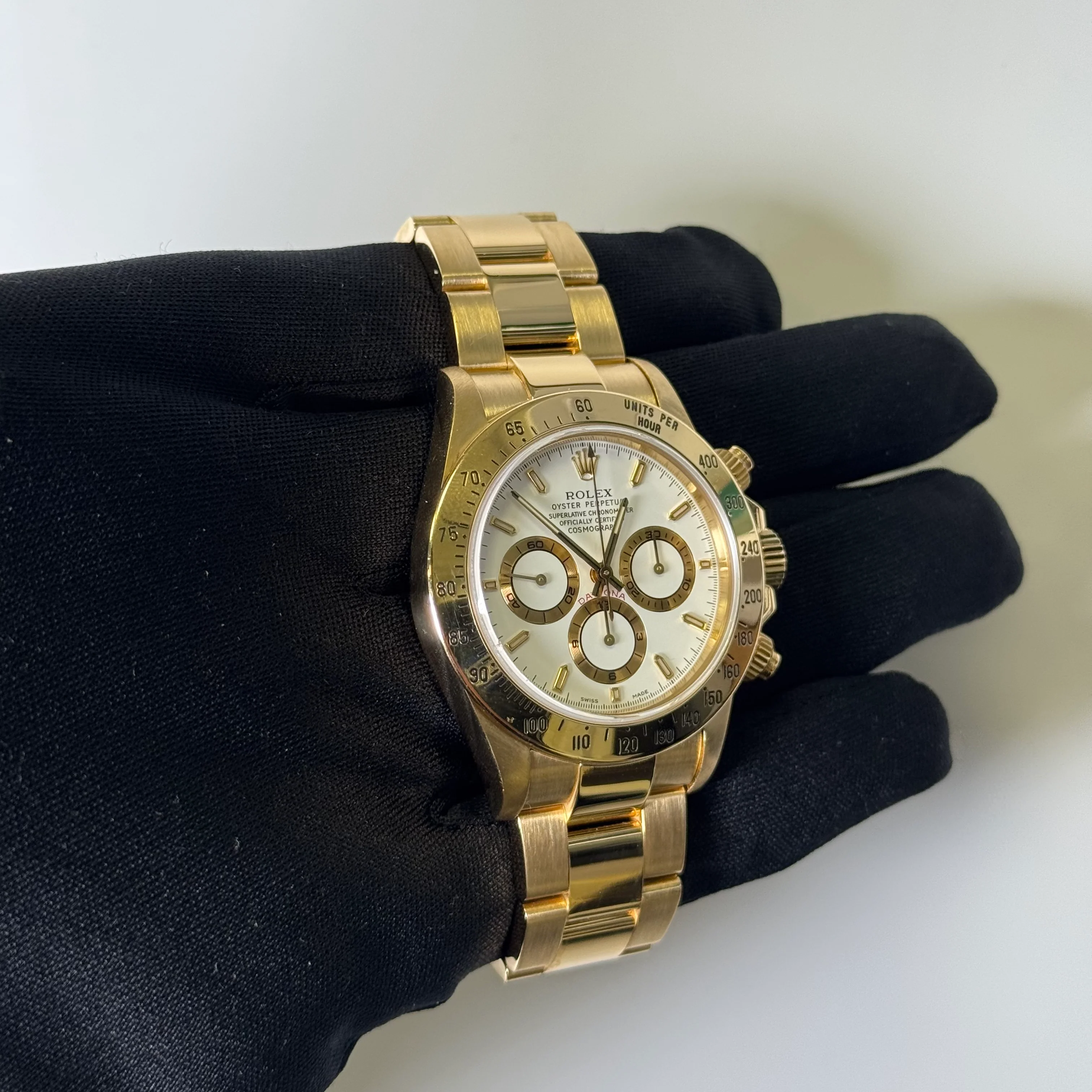 Rolex Daytona 40mm White Dial Watch Ref# 16528 - Image 3