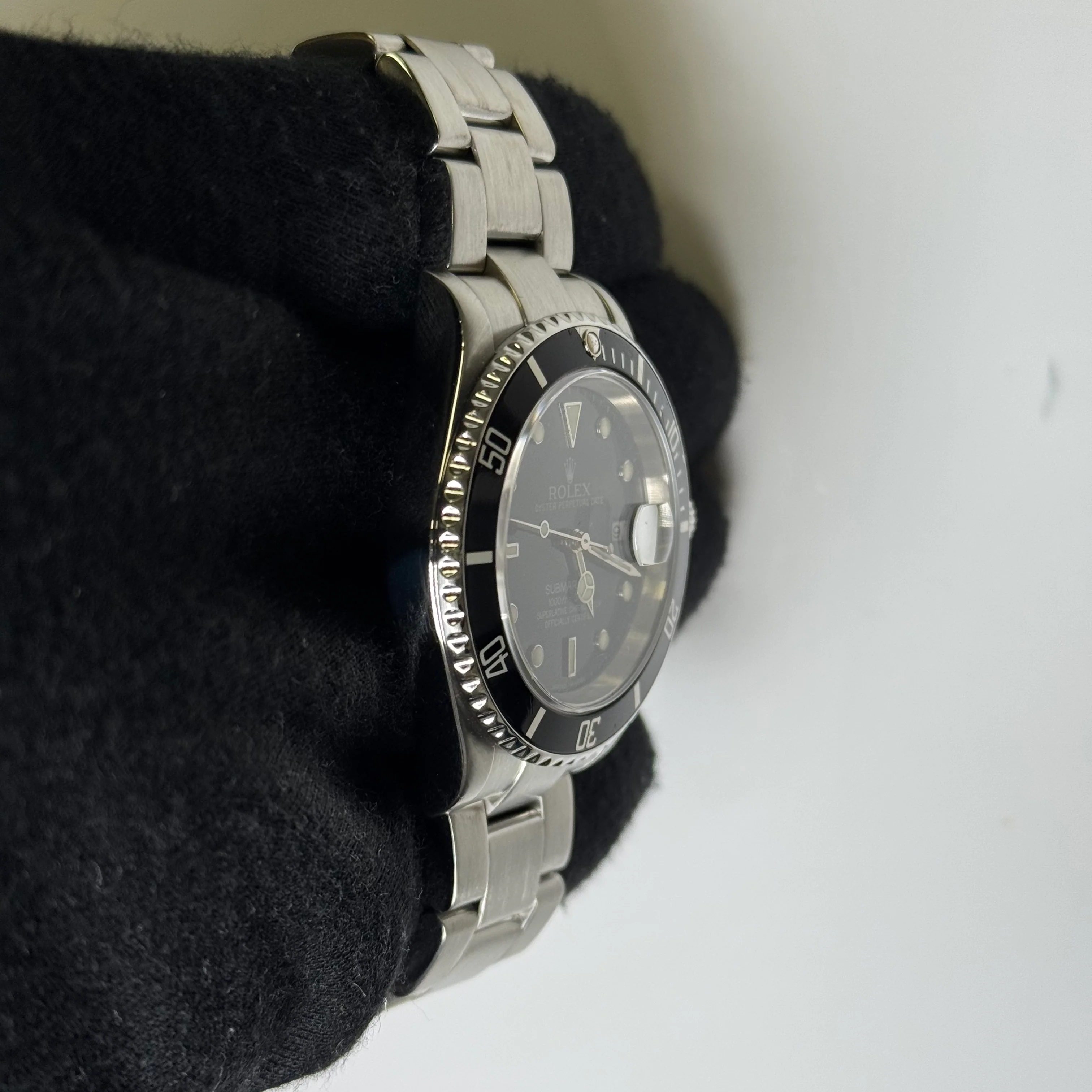 Rolex Submariner 40mm Black Dial Watch Ref# 16610 - Image 3