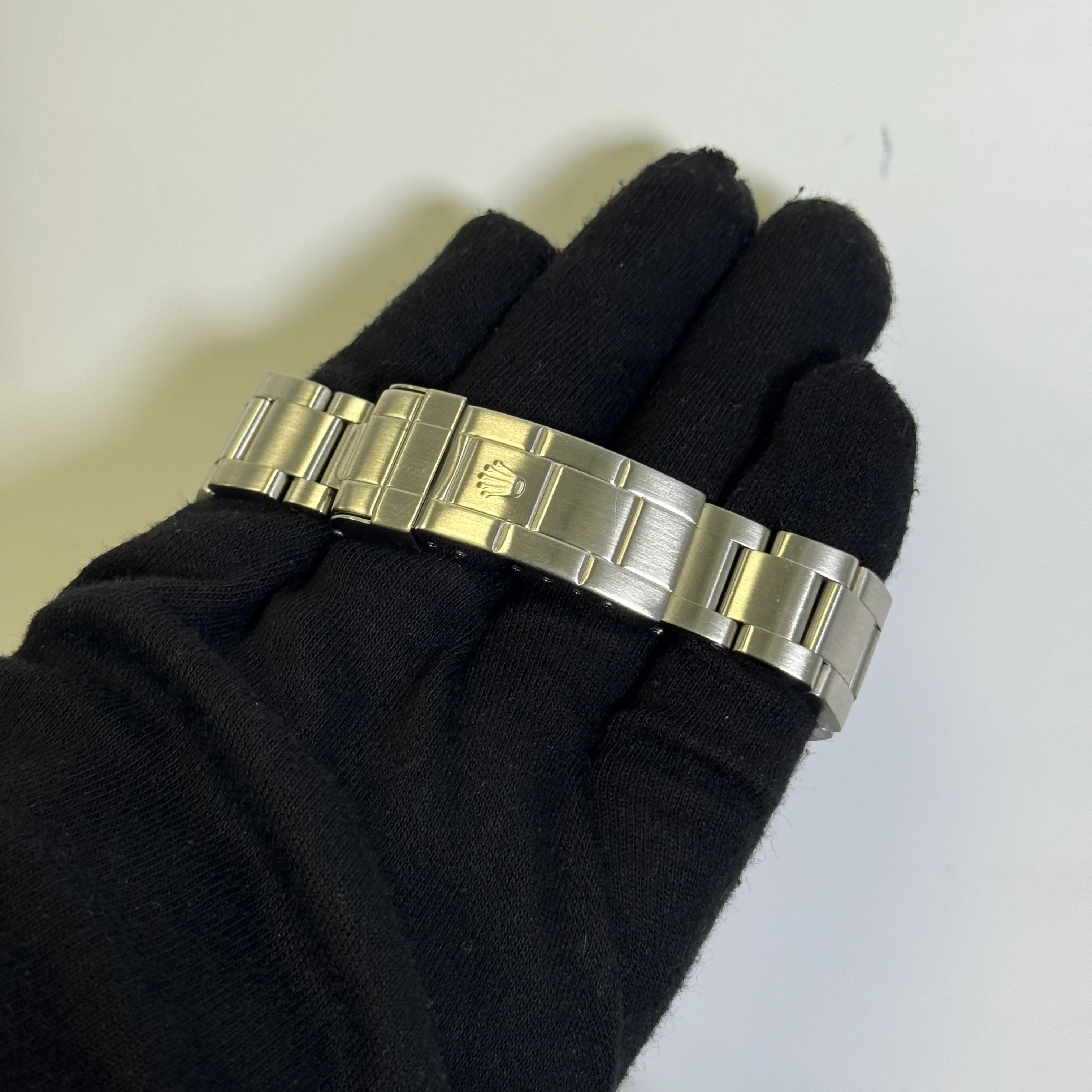 Rolex Submariner 40mm Black Dial Watch Ref# 16610 - Image 4